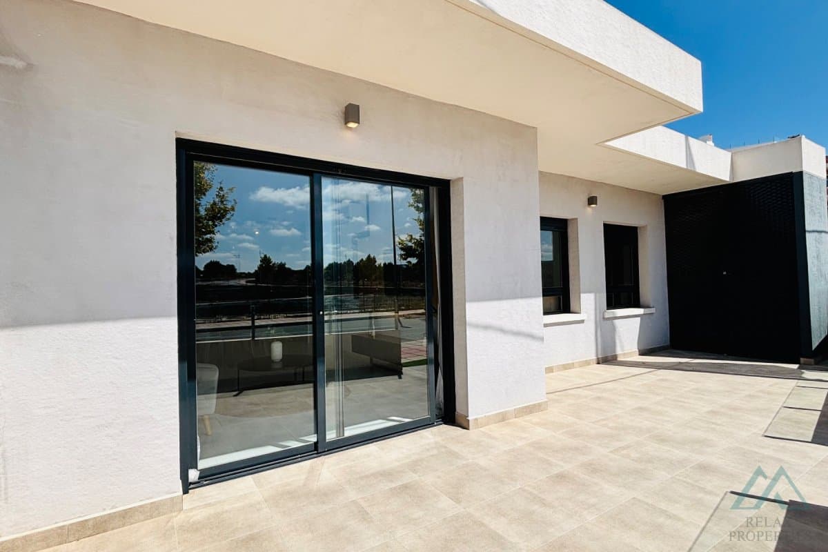 Moderné apartmány San Miguel de Salinas – novostavba pri golfovom rezorte Las Colinas (Costa Blanca, Alicante) - foto 14