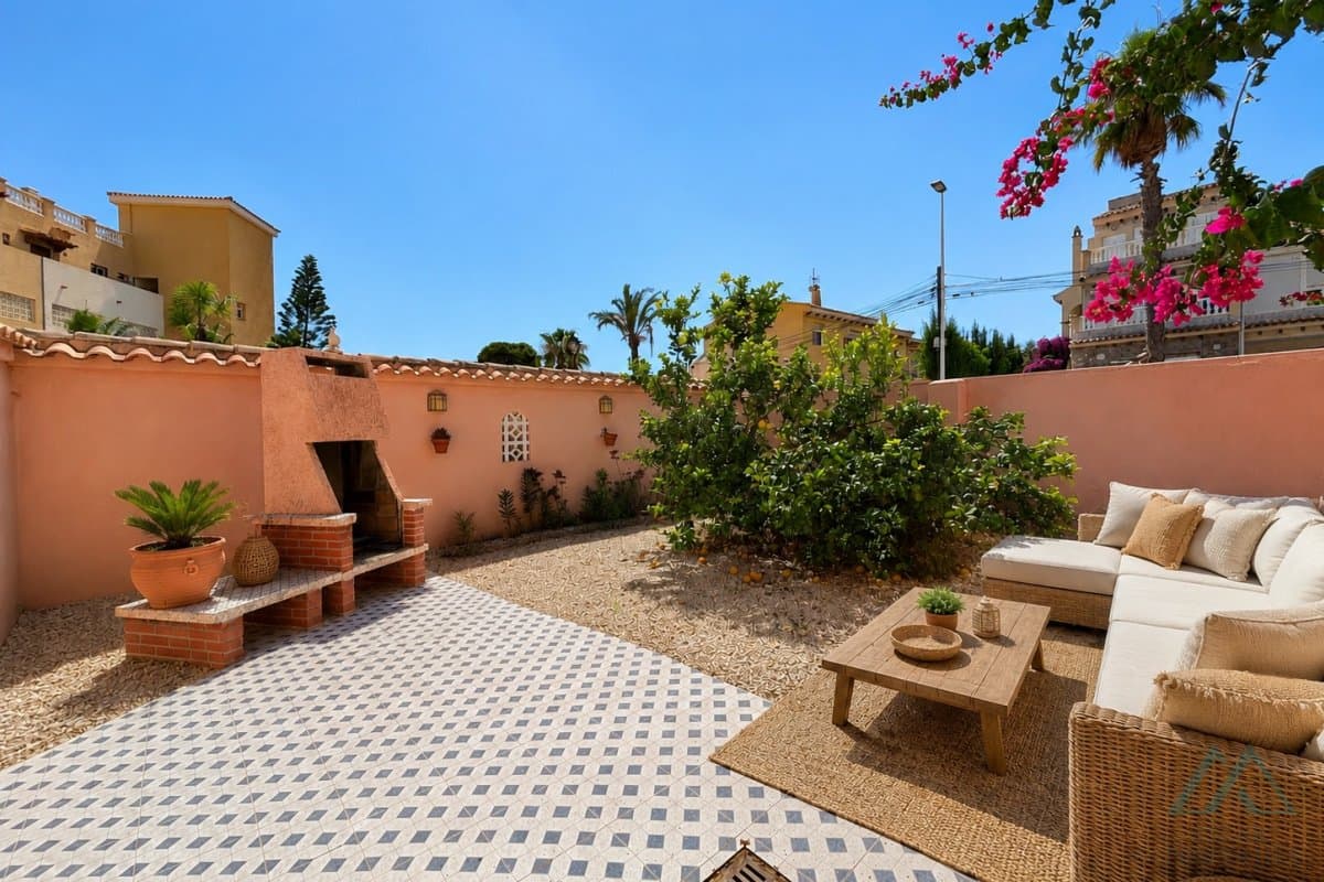 Apartmán s veľkou záhradou – La Rosaleda, Torrevieja - foto 7