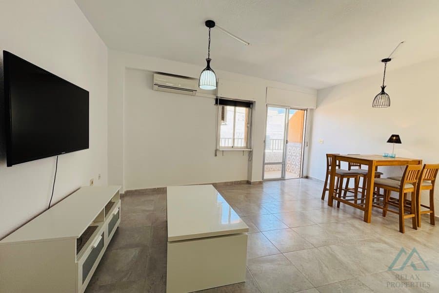 Apartmán v prvej línii top lokalita La Mata s výhľadom na more, len 85 m od pláže - 4
