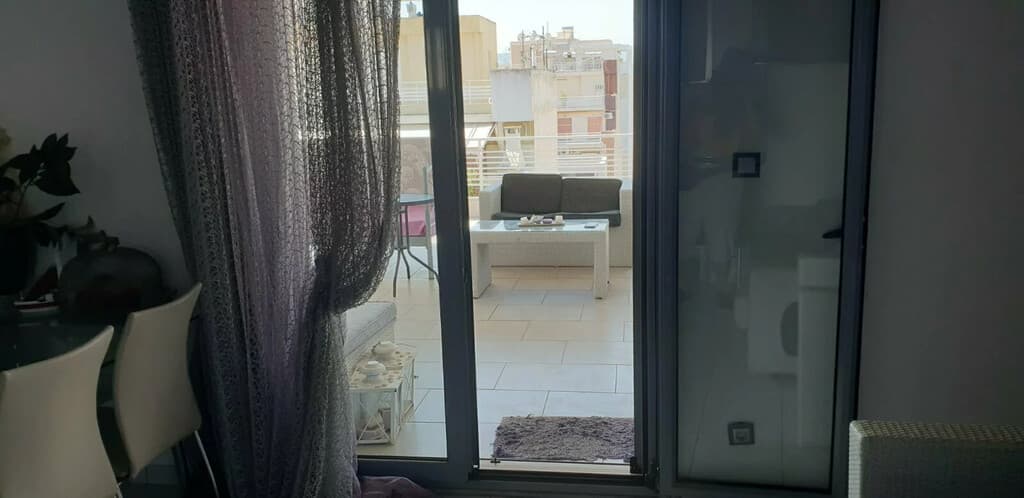 Apartmán s veľkou terasou v známom letovisku Loutraki, Peloponéz - foto 14