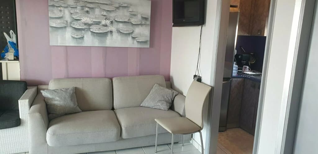 Apartmán s veľkou terasou v známom letovisku Loutraki, Peloponéz - 4