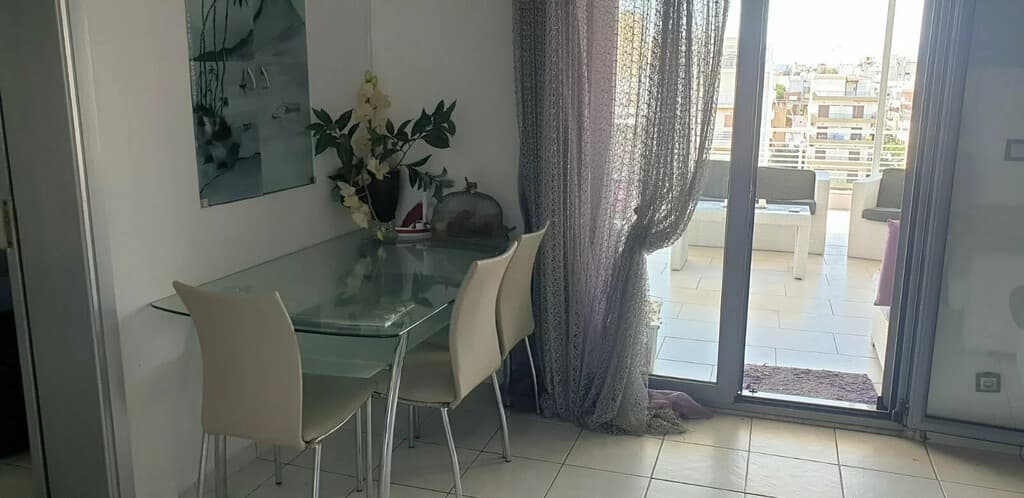 Apartmán s veľkou terasou v známom letovisku Loutraki, Peloponéz - 3