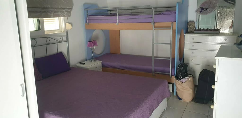 Apartmán s veľkou terasou v známom letovisku Loutraki, Peloponéz - foto 9
