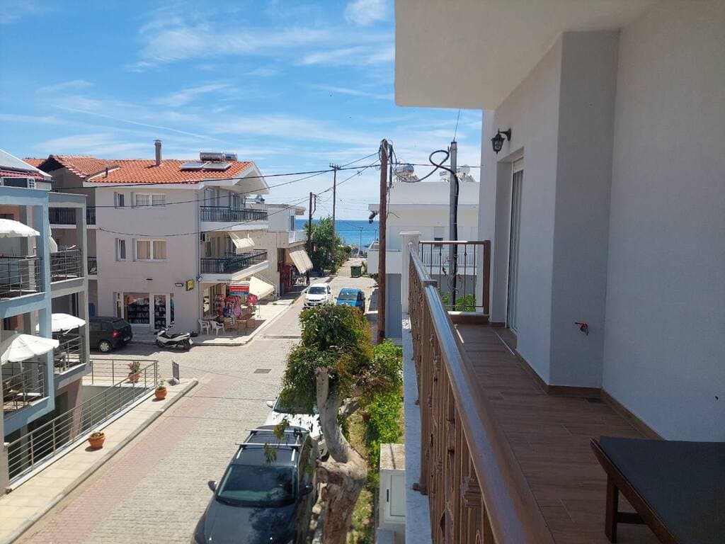 Luxusný apartmán 59 m² len 30 m od mora, Sarti – Sithonia, Chalkidiki, Grécko - foto 3