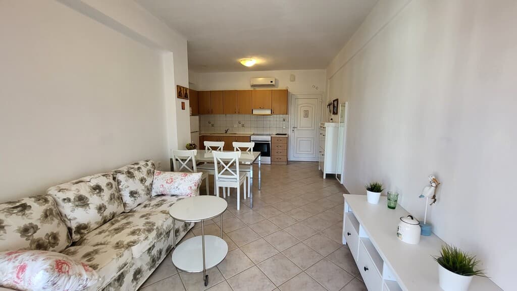 Praktický 3-izbový apartmán v obľúbenom Pefkochori, Chalkidiki - foto 3