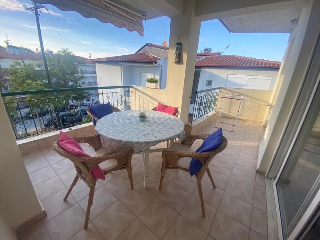 Praktický 3-izbový apartmán v obľúbenom Pefkochori, Chalkidiki - foto 11