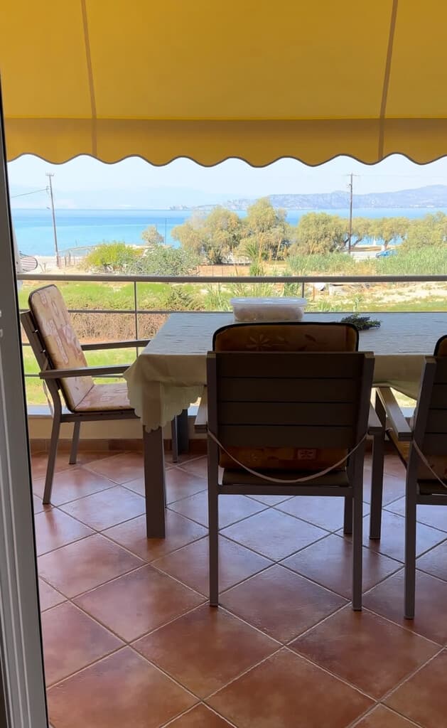 Apartmán s výhľadom na more v obľúbenom letovisku Vrachati, Peloponéz - 1